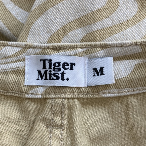 Tiger Mist • Sergio Tan and White Swirl Print Straight Leg Jeans - Picture 11 of 16